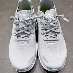 Nike Free Run 2018 Men’s size 11
Light Gray Running Shoes